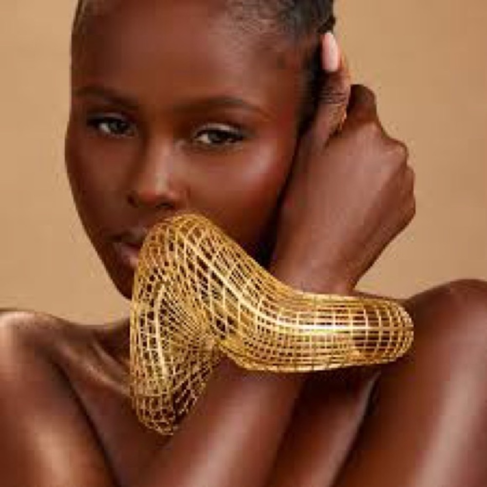 NWT Khoi Biah Bangle
